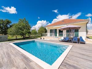 Villa near Krka with Private Pool