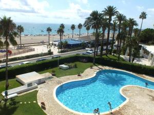 Apartamento en Primera Línea en Miami Playa - ES-9-184