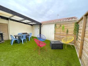 Maisons de vacances Maison renovee 2 chambres, 700m plage, Acces WIFI - FR-1-231-335 : photos des chambres