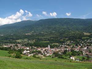 Au pied des Alpes