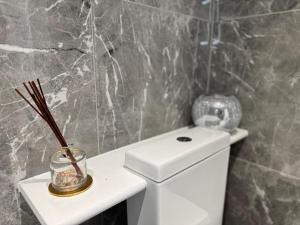 Stylish 2-Bed Stay in SE London