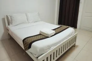 Zenith Life Hotel - 暖武里府