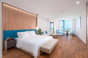 Seaside Elegance- À la carte Hotel Hạ Long