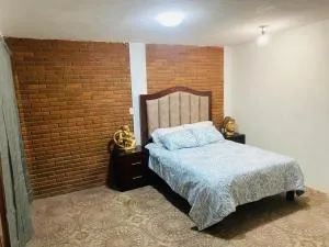 Cabaña rodeada de naturaleza - Tacámbaro de Codallos