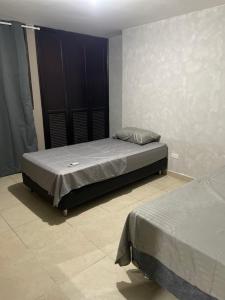 Apartment 84-21