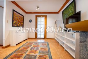 Camp John Hay 4BR Cabin