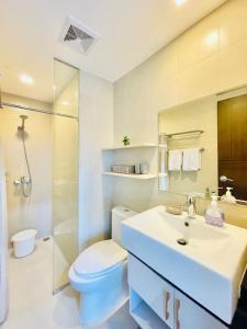 1 Parisian Charm Hideaway