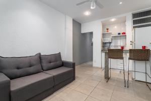 Ipanema Charme House - Entre Vinícius e Joana Angélica