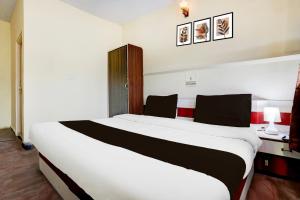 Super Collection O Lashkar Gwalior formerly Hotel Banjara
