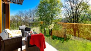 Wonder Home Myśliwska - Domki przy stoku Karpatka - na terenie kompleksu plac zabaw, zewnętrzna siłownia i sklep