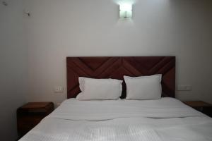 Luxury Fully Furnished Apartments