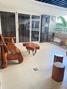 R&R Entire Rental Unit