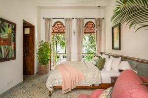 Villa Fado 4BHK Standalone Luxury Villa in Assagao with Private Pool, Breakfast, Caretaker & Security