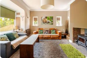 Entire Family Home By The Sea