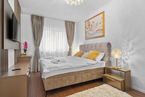 Stylish Gold Accents