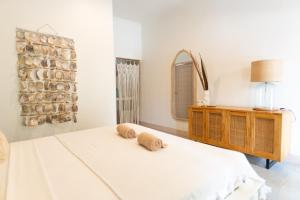 Phòng Đôi Loại Sang (Deluxe Double Room)