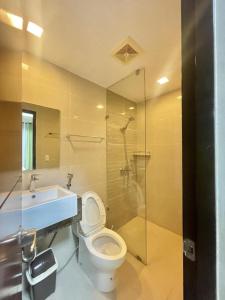 MACTAN NEWTOWN FAMILY ROOM Deluxe with free wi-fi, POOL & GYM