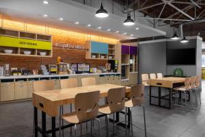 Home2 Suites By Hilton Phoenix Downtown