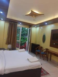 Aloha Rishikesh India Apartment by Nibhachi