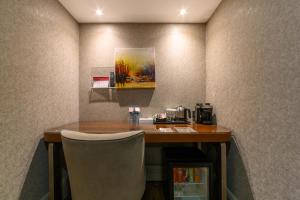 Superior Double Room - Non-Smoking room in Ramada Istanbul Grand Bazaar