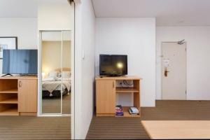 Perth CBD Apartment, Victoria Av