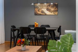 Ray the Second - 1BR, Exarcheia