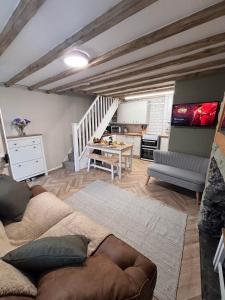 The Cottage on the Rock