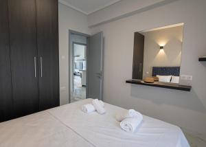 Happy Ellen Seafront Apartments by Travel Pro Services - Nea Plagia Halkidiki