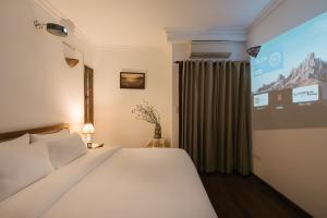 West-Lake Villa - Humi Housing