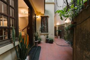 West-Lake Villa - Humi Housing