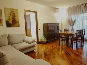 Chess House - Spacious Apartment with Terrace