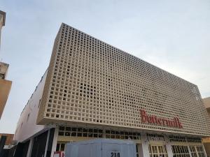 Comfy Studio Near Cafés - Twin Beds & Cozy Stay