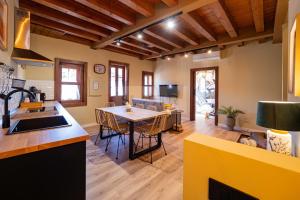 Casina de Santa Ana II By Silastur