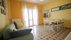 Tallin Apartment International Vista Mare RifA767