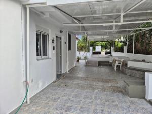 Evas Beachfront House