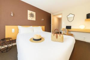 Hotels Cit'Hotel Logis De Brou, Bourg en Bresse : photos des chambres