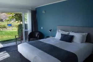 邓斯坦湖汽车旅馆 - 亚历山德拉