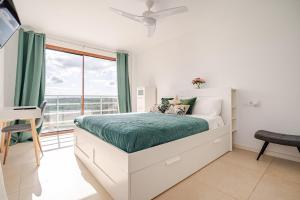 Modern Countryside House 10min to the beach