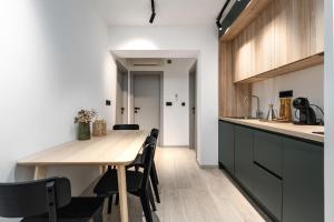 Upper Sea View Apartments