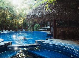 Sundaras Sigiriya Jungles Caves Resort