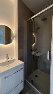 Appartements Madeleine - Studio Charmant : photos des chambres