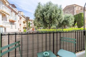 LA MAISON DU SUQUET duplex avec terrasse en plein centre