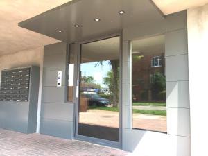 Castle 1 Bed-Free Parking-Fibre