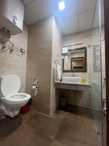Highrise Haven 305