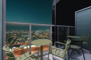 3BR in Paramount with Panoramic Infinity Pool