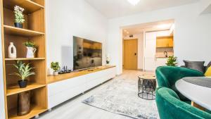 Flowers Apartments by YamaLuxe