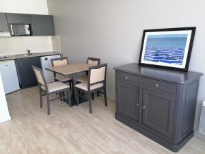 Appartements Terres de France - Appart Hotel Rouen Flaubert : photos des chambres