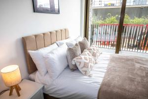 Modern and Sleek 2 Bed Flat in Central Manchester