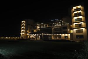 Hotel V K Grand