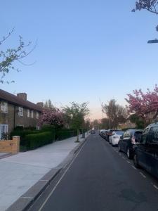 Charming 3Bd Home in West London